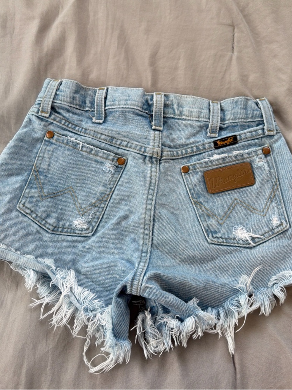 Wrangler shorts size 24